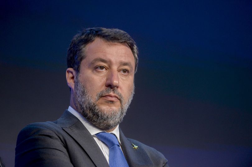 Scioperi, Salvini “Senza rispetto delle norme limiterò fascia oraria”